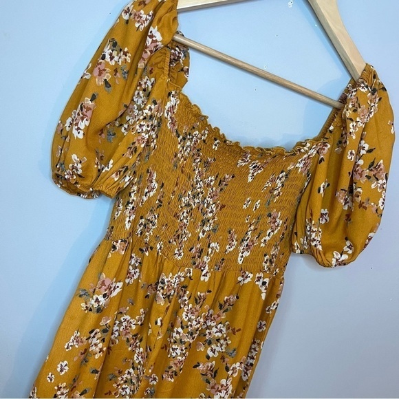 Flynn Skye Justine Square Neckline Mustard Springs Floral Crepe Romper Size M - Picture 16 of 16